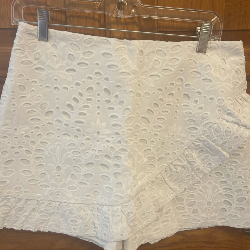 New with tags Lilly Pulitzer white eyelet skirt